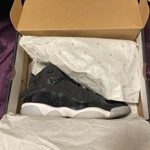 GREAT CONDITION Space jam 6 rings Jordan’s men’s size 9 OPEN TO OFFERS